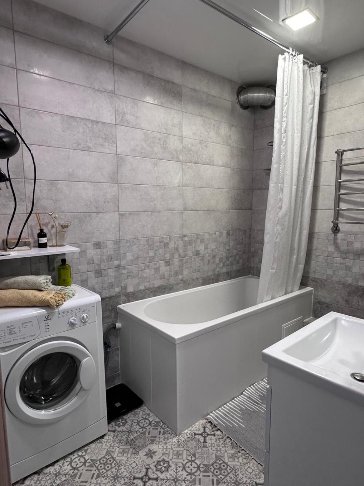 Sisters Apartment Shevchenko Tsjernihiv Eksteriør bilde